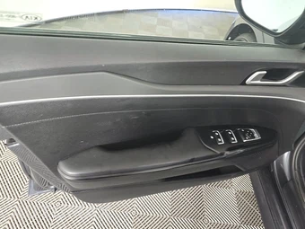 2023 Kia K5 LXS - miniatura 9