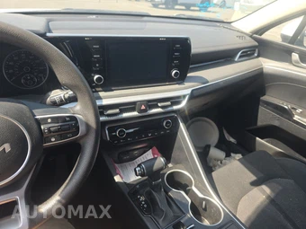 2023 Kia K5 LXS - miniatura 11