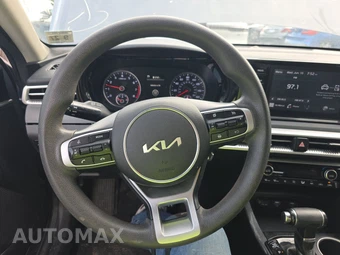 2023 Kia K5 LXS - miniatura 10