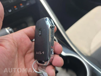 2023 Kia K5 LXS - miniatura 8