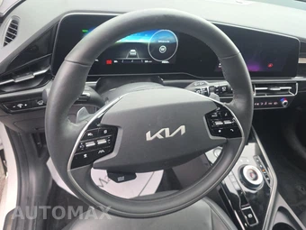 2023 Kia Niro EV Wave - miniatura 10