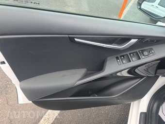 2023 Kia Niro EV Wave - miniatura 9