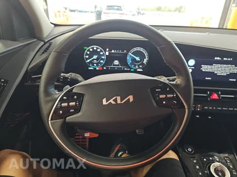 2023 Kia Niro EV Wave - miniatura 10