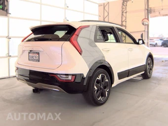 2023 Kia Niro EV Wave - miniatura 4