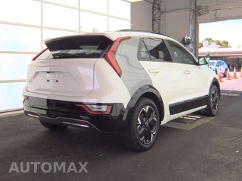 2023 Kia Niro EV Wave - miniatura 4