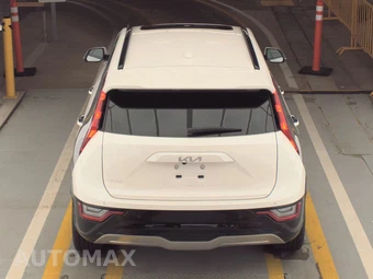 2023 Kia Niro EV Wave - miniatura 5
