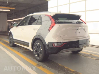 2023 Kia Niro EV Wave - miniatura 6