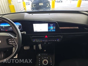 2023 Kia Niro EV Wave - miniatura 11