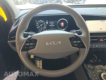 2023 Kia Niro EV Wave - miniatura 10