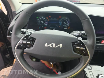 2023 Kia Niro EV Wave - miniatura 10