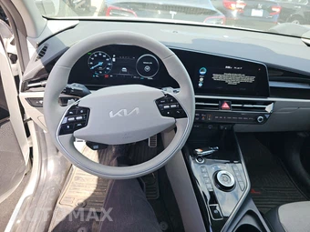 2023 Kia Niro EV Wave - miniatura 10
