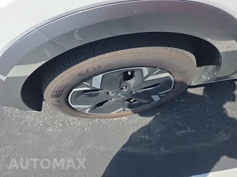 2023 Kia Niro EV Wave - miniatura 17