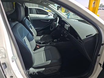 2023 Kia Niro EV Wave - miniatura 8
