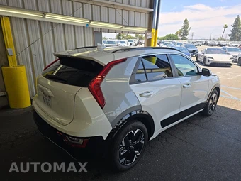 2023 Kia Niro EV Wave - miniatura 4