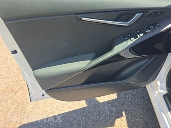 2023 Kia Niro EV Wave - miniatura 9