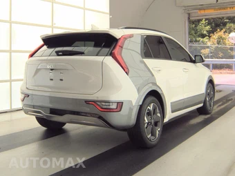 2023 Kia Niro EV Wave - miniatura 4