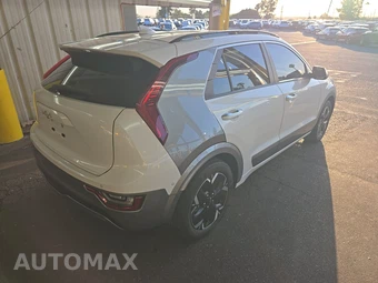 2023 Kia Niro EV Wave - miniatura 4