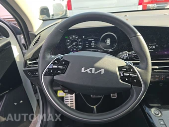 2023 Kia Niro EV Wave - miniatura 10