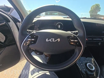 2023 Kia Niro EV Wave – miniatura 10