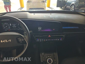 2023 Kia Niro EV Wind – miniatura 11