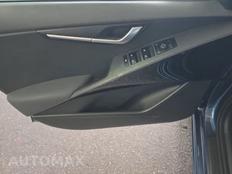 2023 Kia Niro EV Wind – miniatura 9
