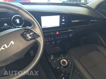 2023 Kia Niro EV Wind – miniatura 11