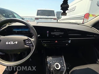 2023 Kia Niro EV Wind - miniatura 11