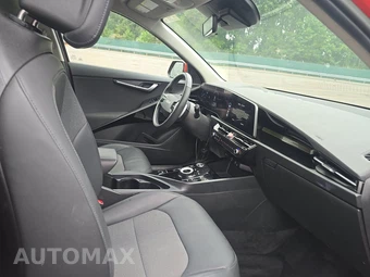 2023 Kia Niro EV Wind - miniatura 8