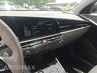 2023 Kia Niro EV Wind – miniatura 11