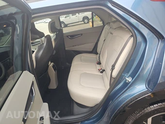 2023 Kia Niro EV Wind - miniatura 13