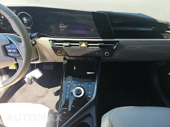 2023 Kia Niro EV Wind – miniatura 11