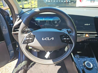 2023 Kia Niro EV Wind - miniatura 10