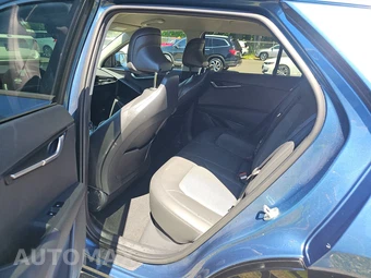 2023 Kia Niro EV Wind - miniatura 13