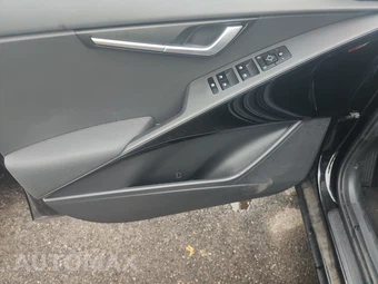 2023 Kia Niro EV Wind – miniatura 9