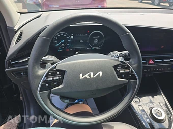 2023 Kia Niro EV Wind - miniatura 10
