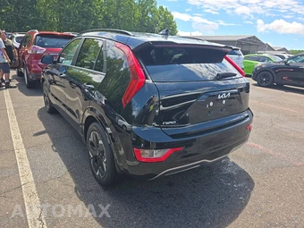 2023 Kia Niro EV Wind - miniatura 6