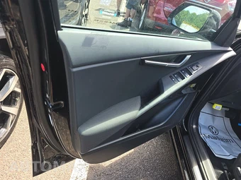 2023 Kia Niro EV Wind - miniatura 9