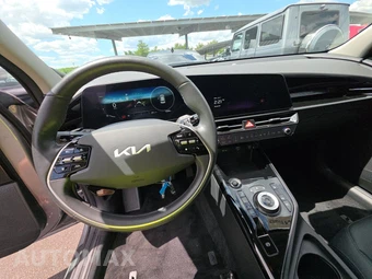 2023 Kia Niro EV Wind - miniatura 11