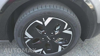 2023 Kia Niro EV Wind – miniatura 25
