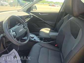 2023 Kia Niro EV Wind - miniatura 7