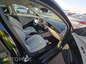 2023 Kia Niro EV Wind – miniatura 8