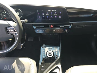 2023 Kia Niro EV Wind - miniatura 11