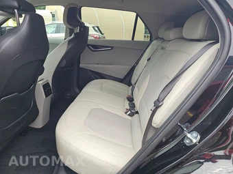 2023 Kia Niro EV Wind – miniatura 13