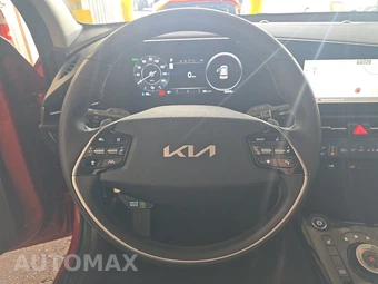 2023 Kia Niro EV Wind – miniatura 10