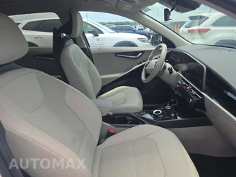 2023 Kia Niro EV Wind – miniatura 8