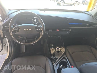 2023 Kia Niro EV Wind – miniatura 11