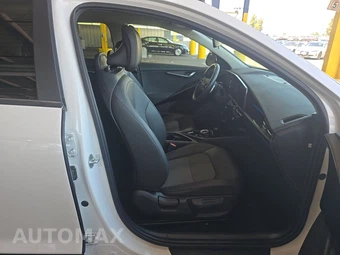 2023 Kia Niro EV Wind – miniatura 8
