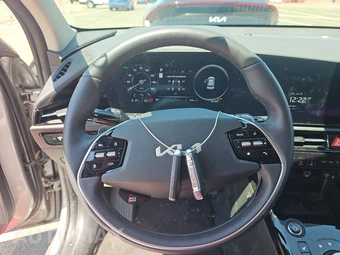2023 Kia Niro EV Wind - miniatura 10