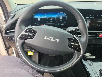 2023 Kia Niro EV Wind – miniatura 10