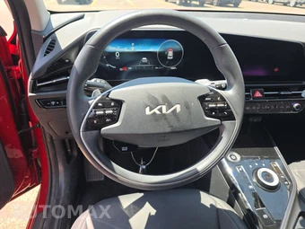 2023 Kia Niro EV Wind – miniatura 10